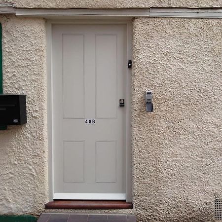 Pass The Keys Renovated Apartment In The Centre Of Canterbury Luaran gambar