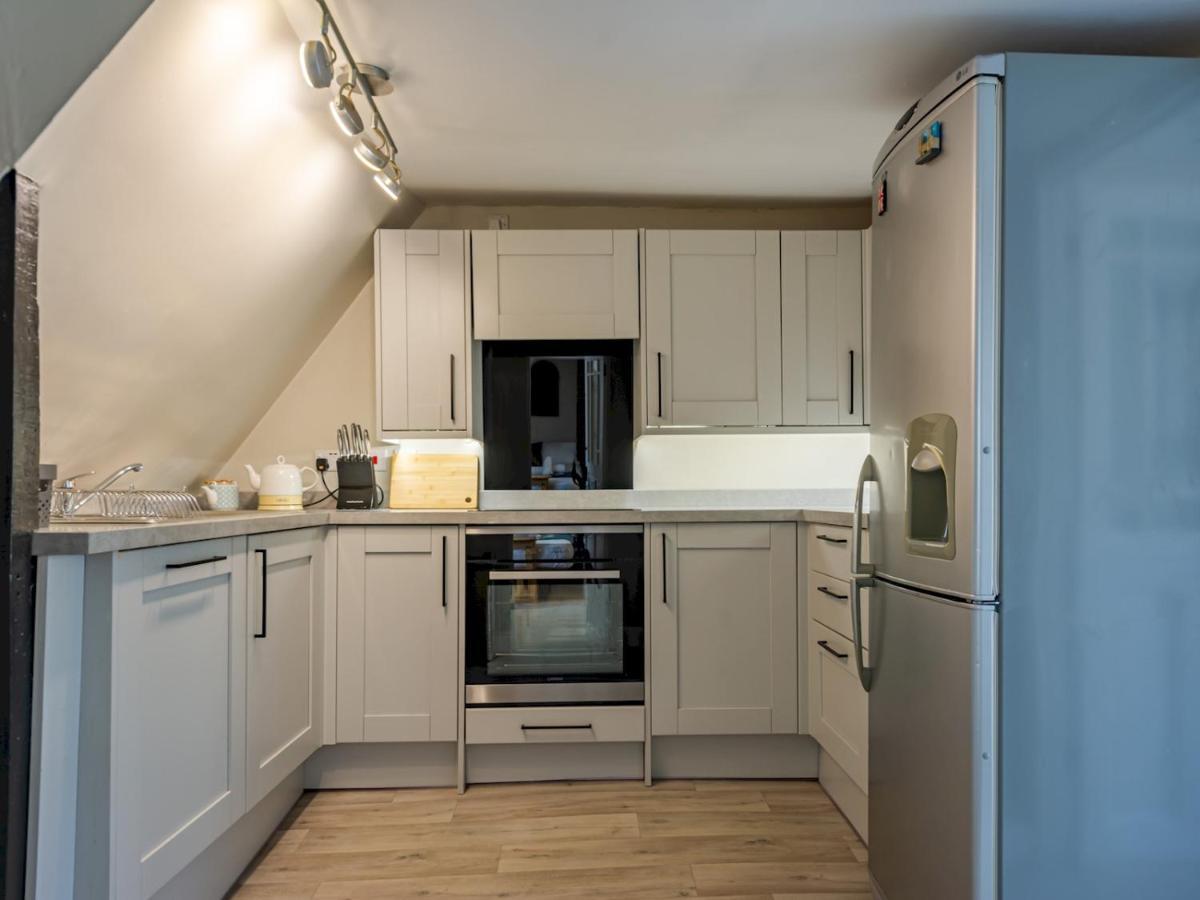 Pass The Keys Renovated Apartment In The Centre Of Canterbury Luaran gambar